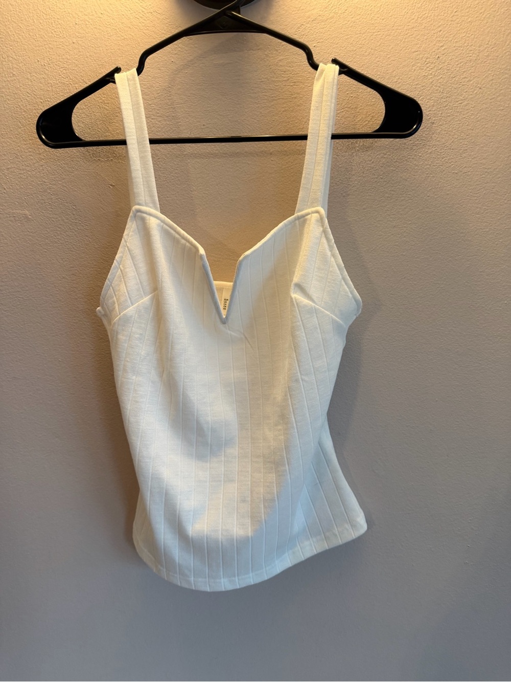 White Ribbed V-Notch Tank Top Sleeveless Wide Strap Bodice XS